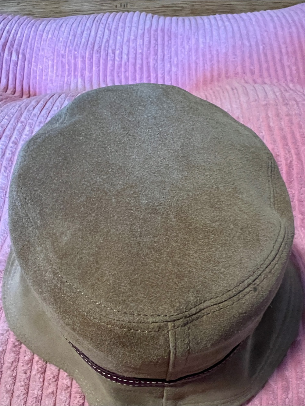 Coach Vintage Soho Bucket Hat - Picture 6 of 9